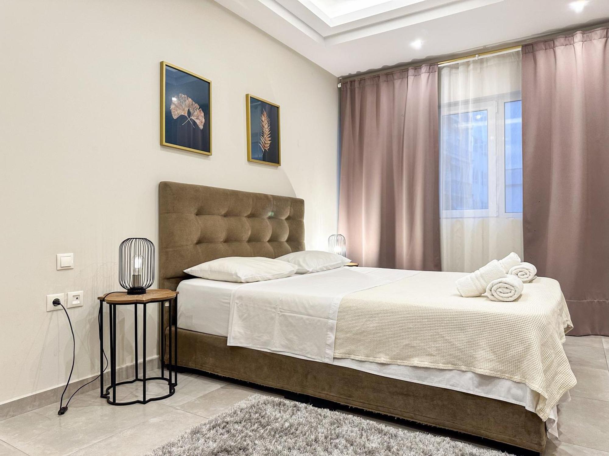 Contemporary & Spacious Renovated Apartment, Dt Syntagma, /Touristic Area Atene Esterno foto