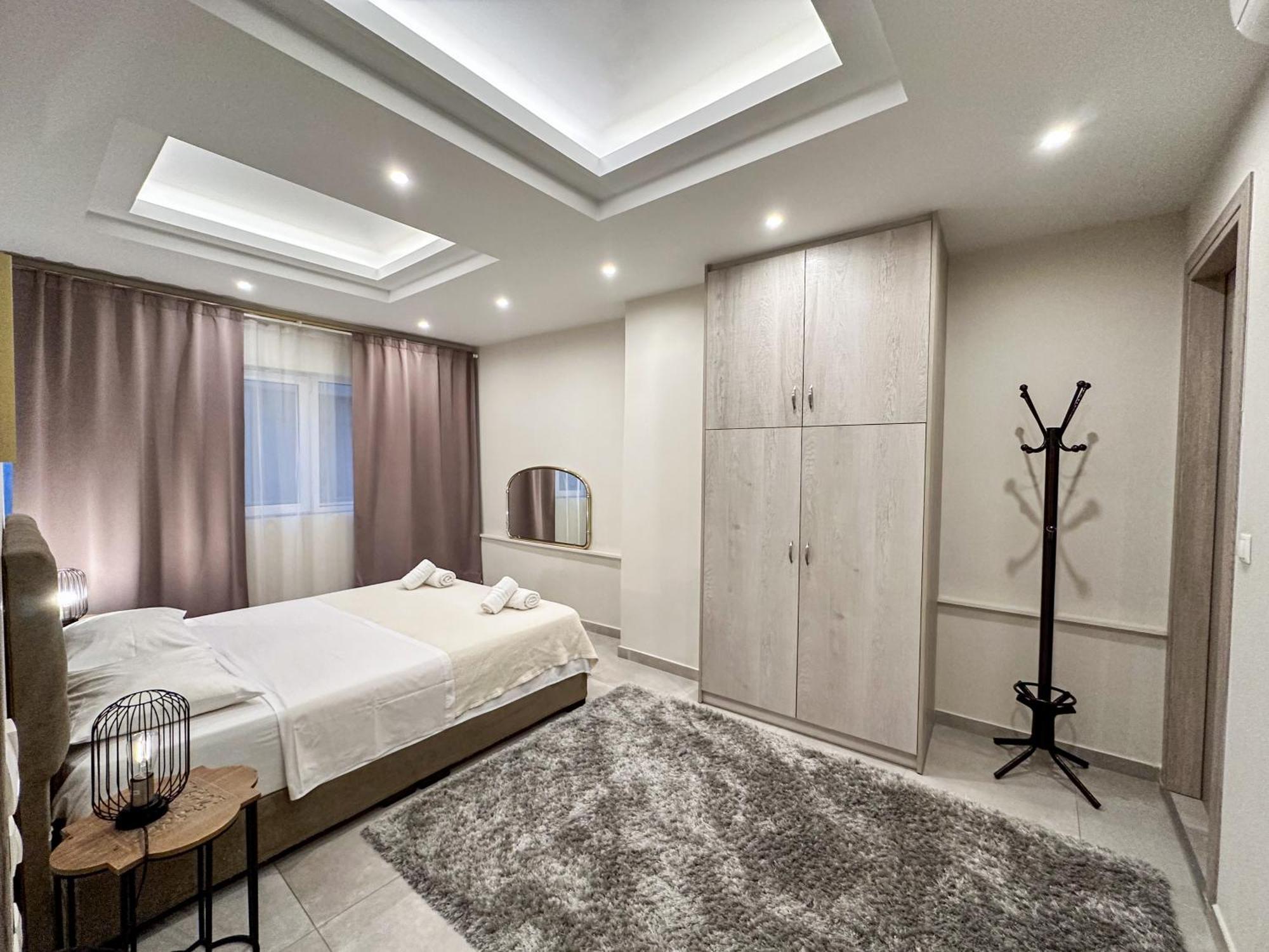 Contemporary & Spacious Renovated Apartment, Dt Syntagma, /Touristic Area Atene Esterno foto