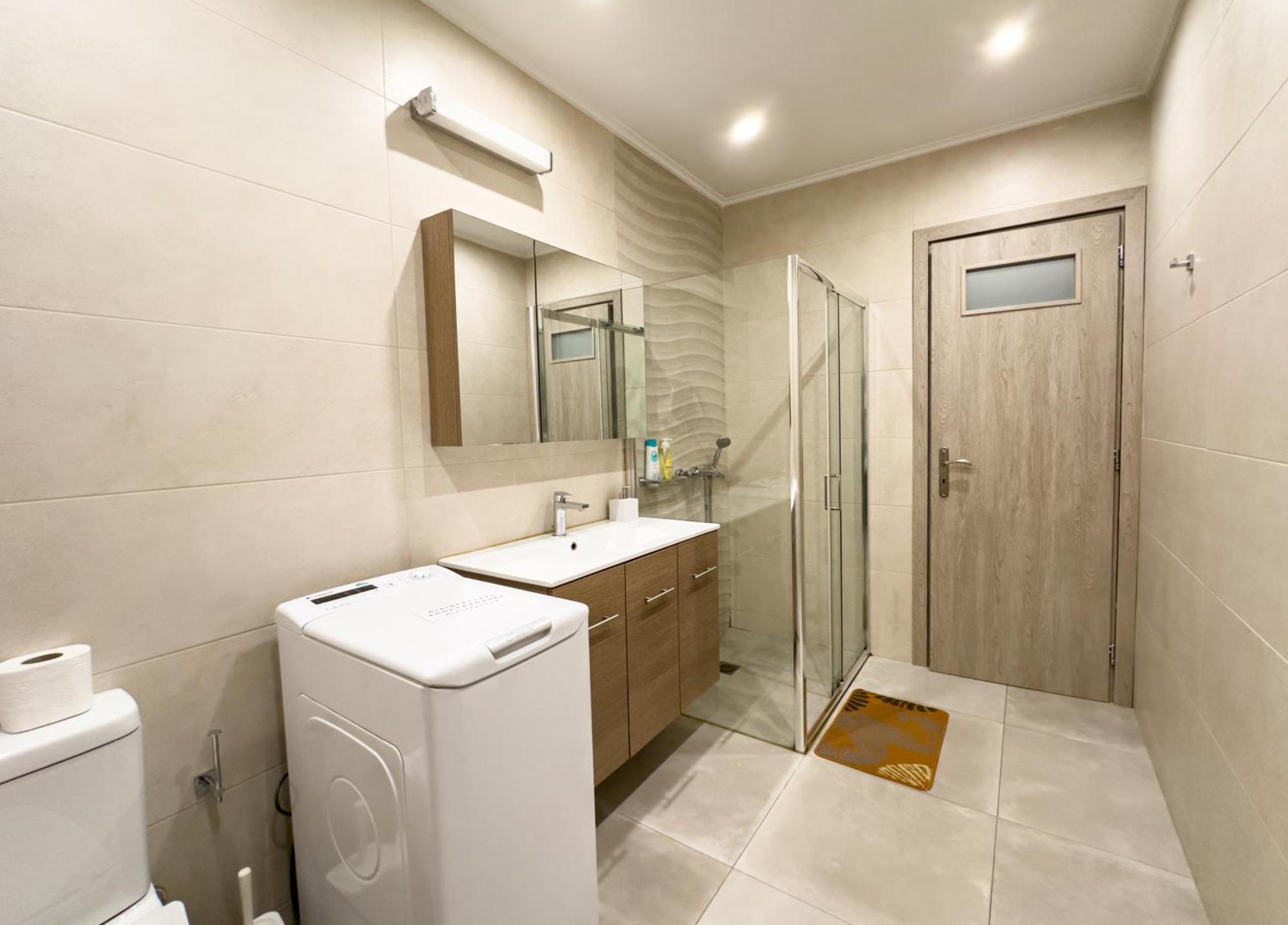Contemporary & Spacious Renovated Apartment, Dt Syntagma, /Touristic Area Atene Esterno foto